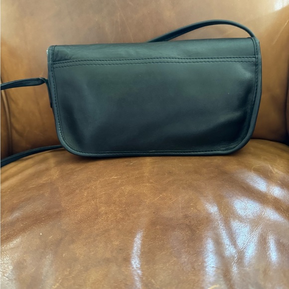 Vintage Black Turn Lock Leather Crossbody Dinky Bag Purse - Picture 3 of 15